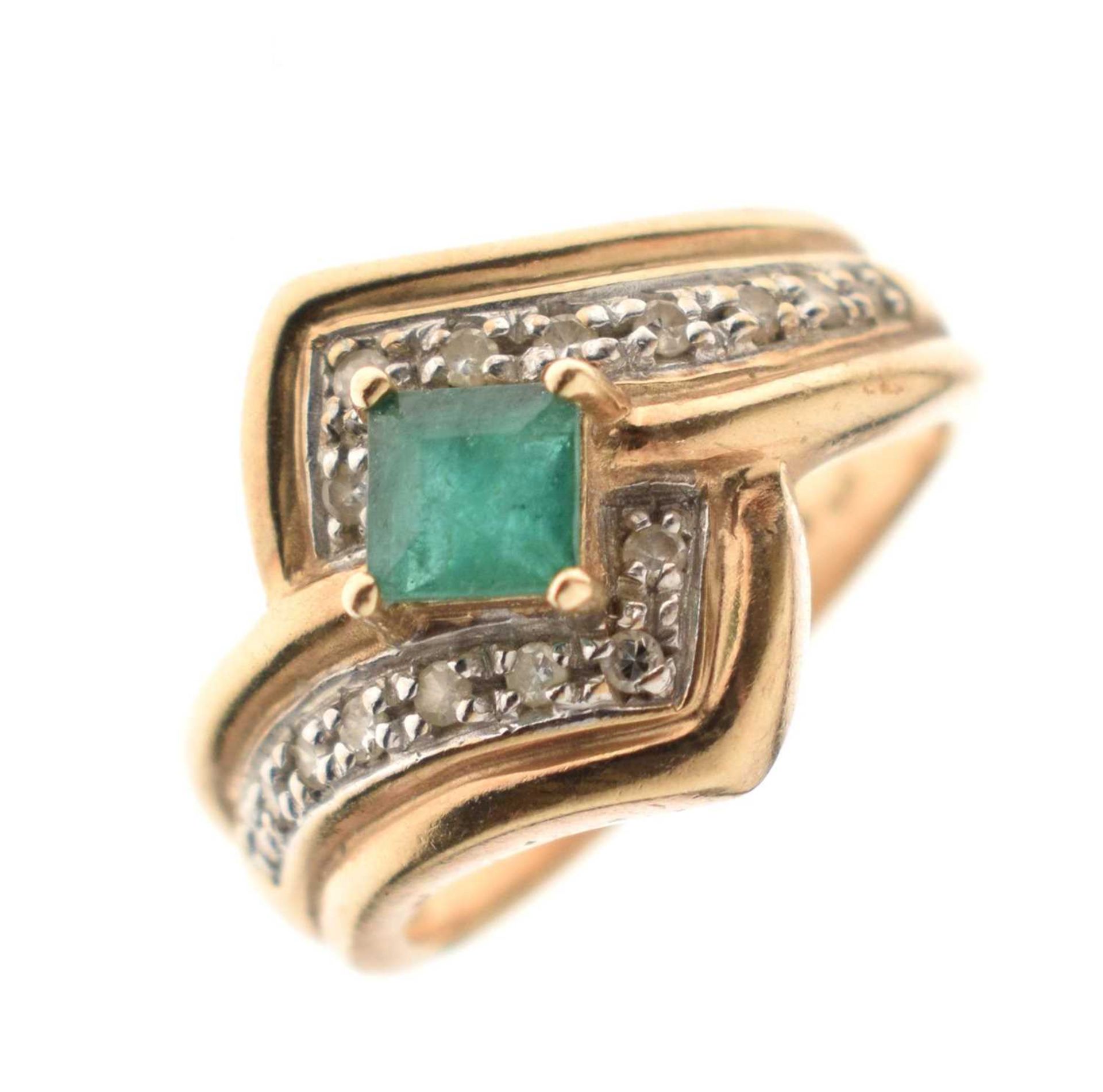 9ct gold dress ring set single square cut emerald
