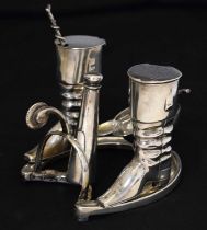 Edward VII silver novelty condiment set in the form of a horseshoe