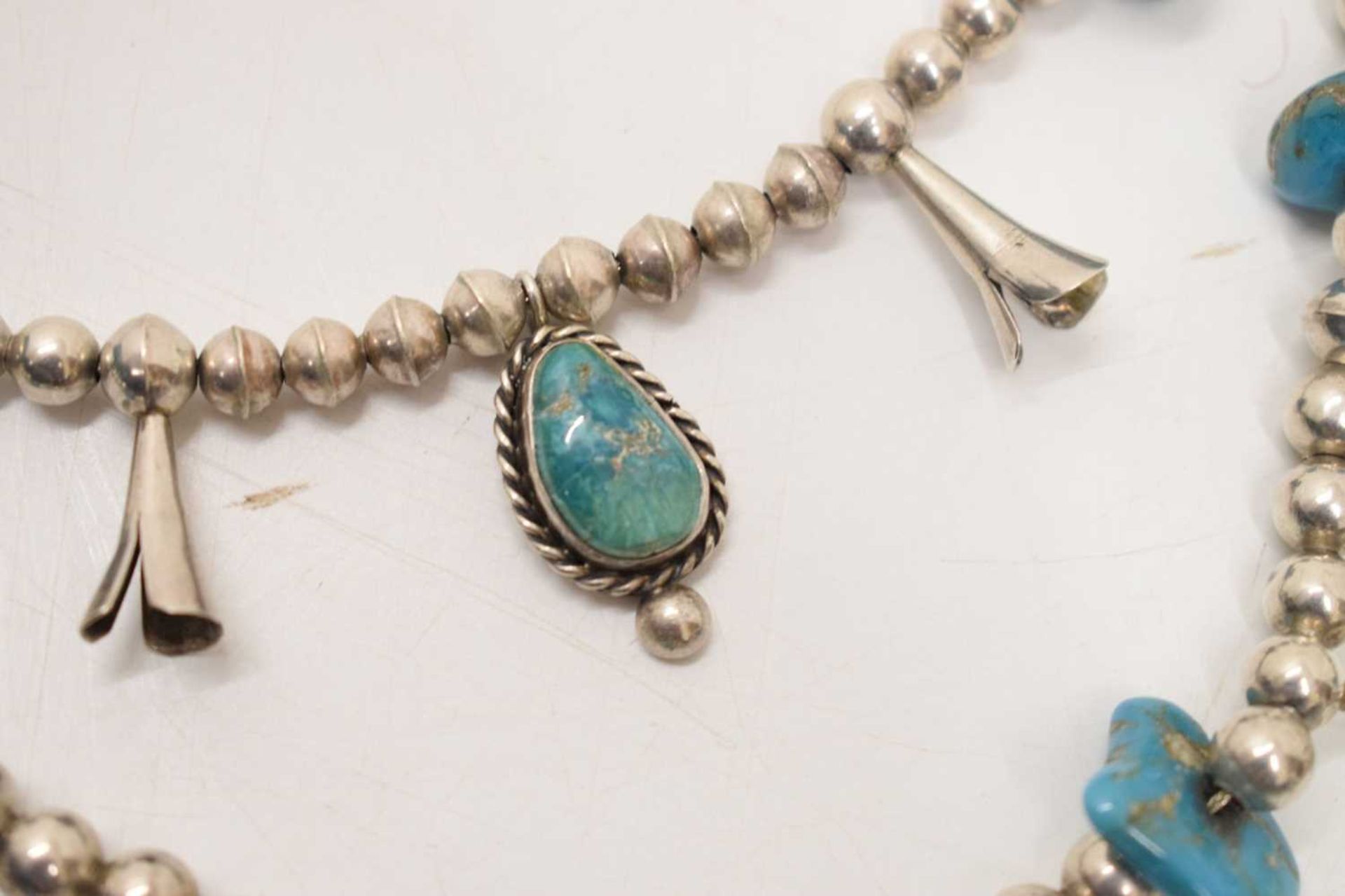 Turquoise silver three-tier Navajo necklace - Image 6 of 17