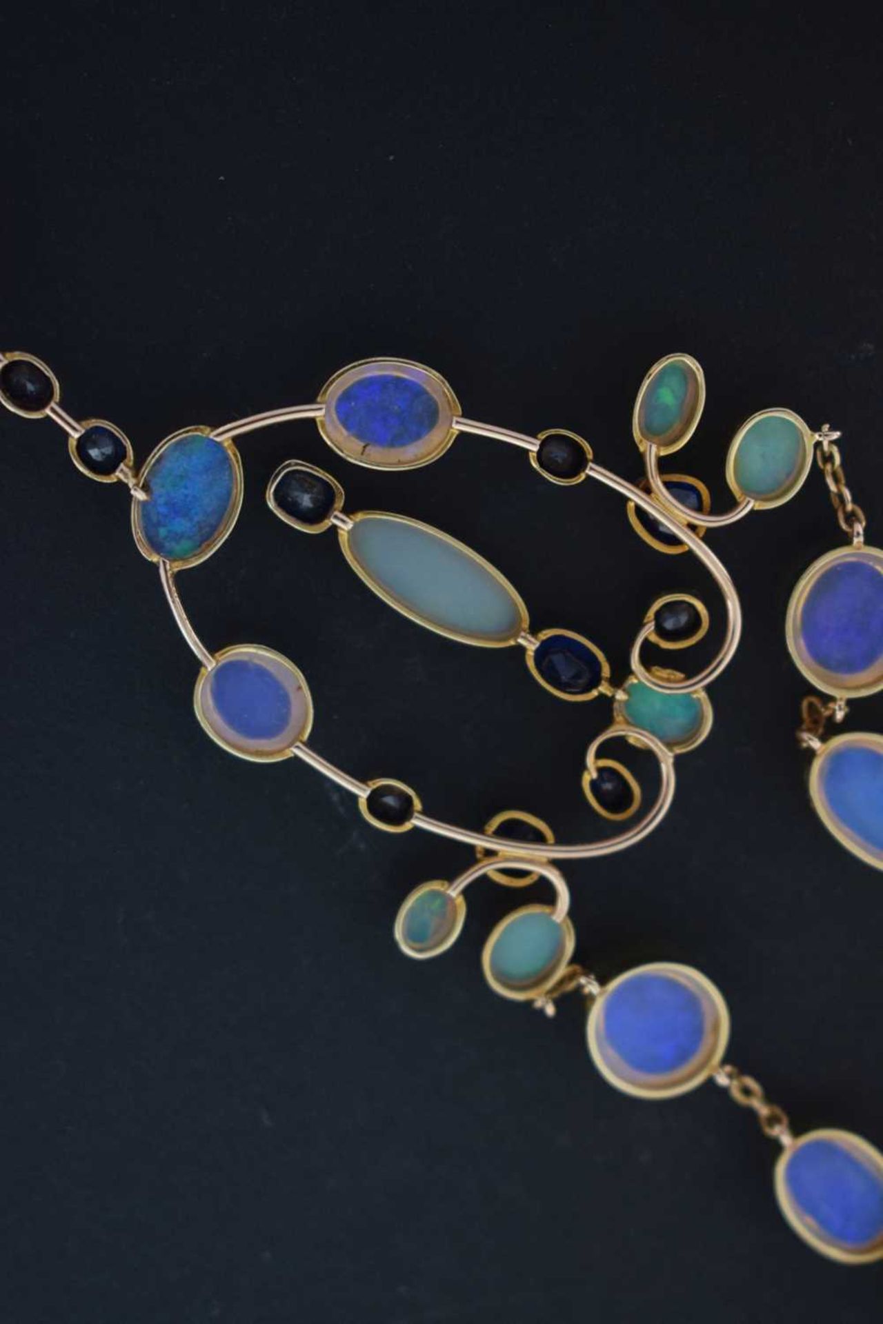 Opal and sapphire pendant necklace in the Arts and Crafts manner - Image 8 of 12
