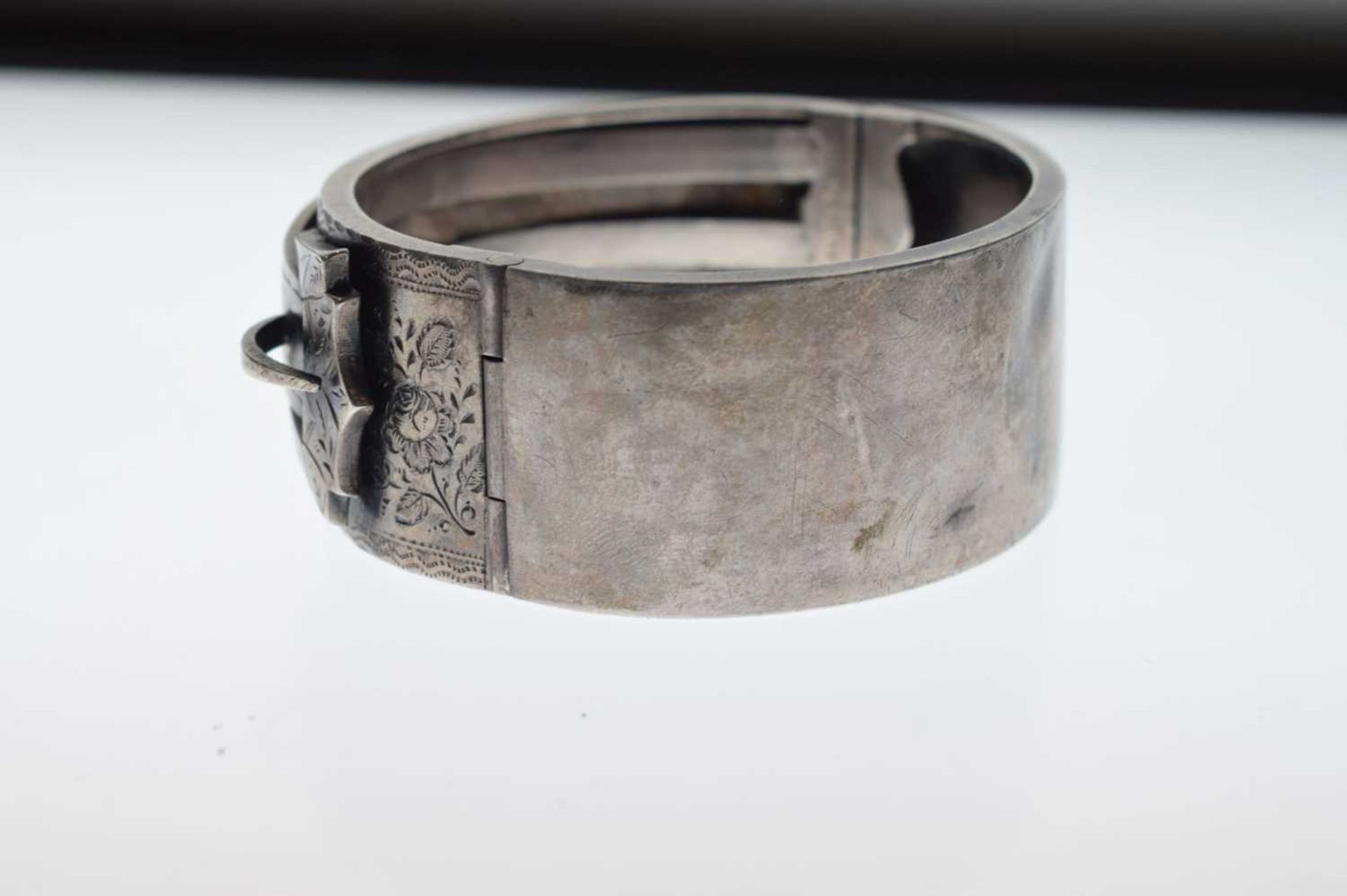 Late Victorian West's Patent silver cuff bangle - Image 3 of 10