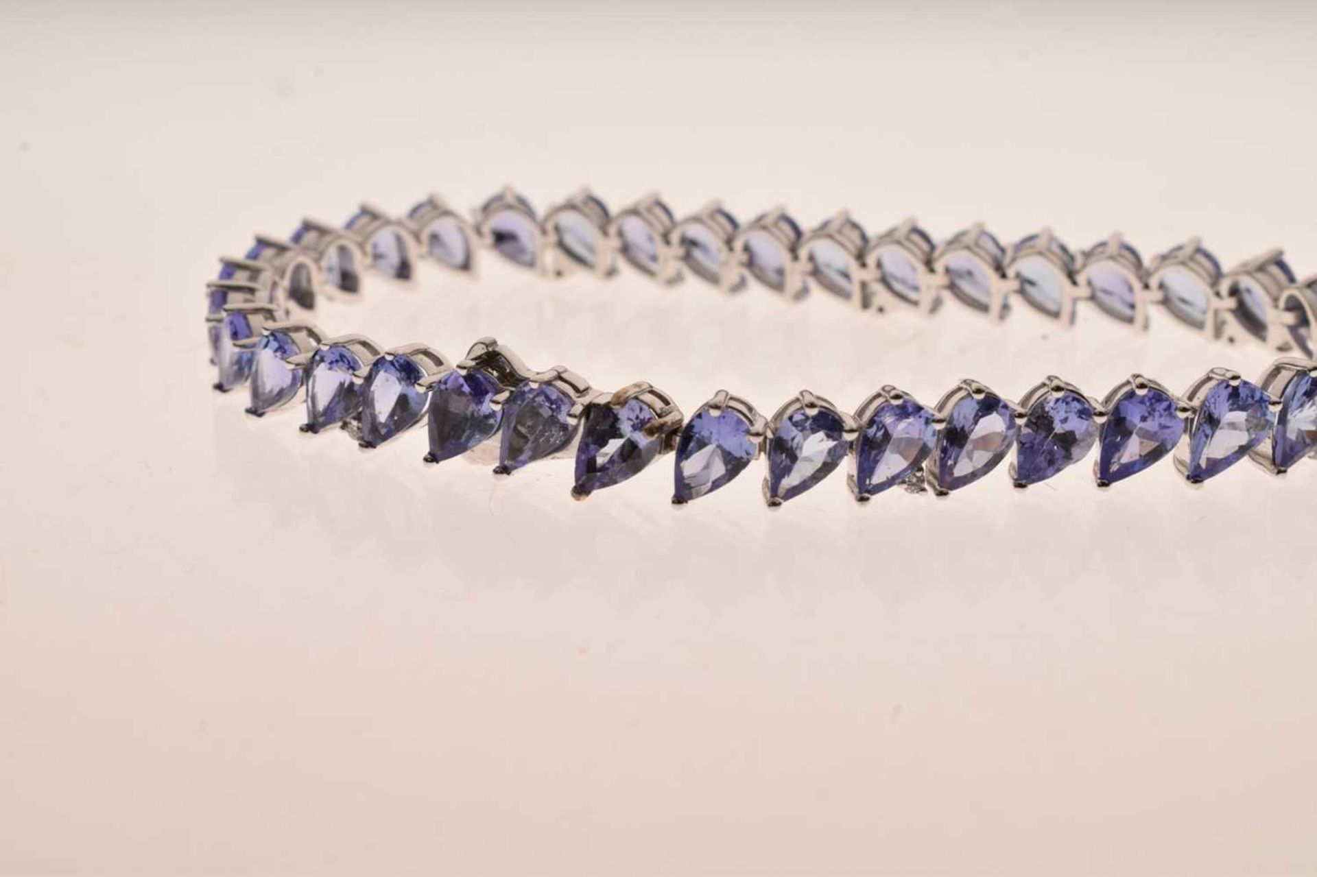 Tanzanite bracelet - Image 5 of 10
