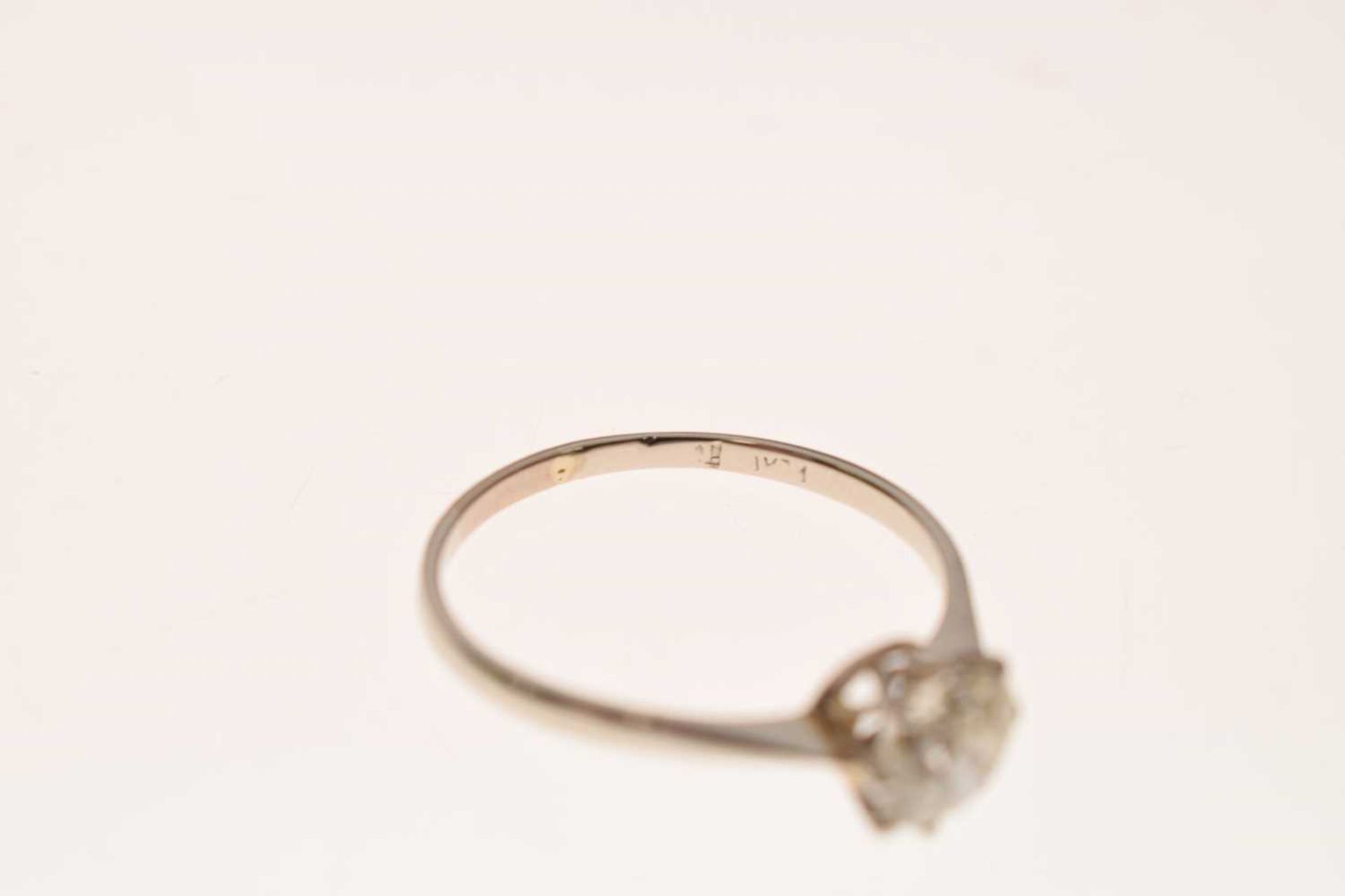 Diamond solitaire platinum ring - Image 6 of 7