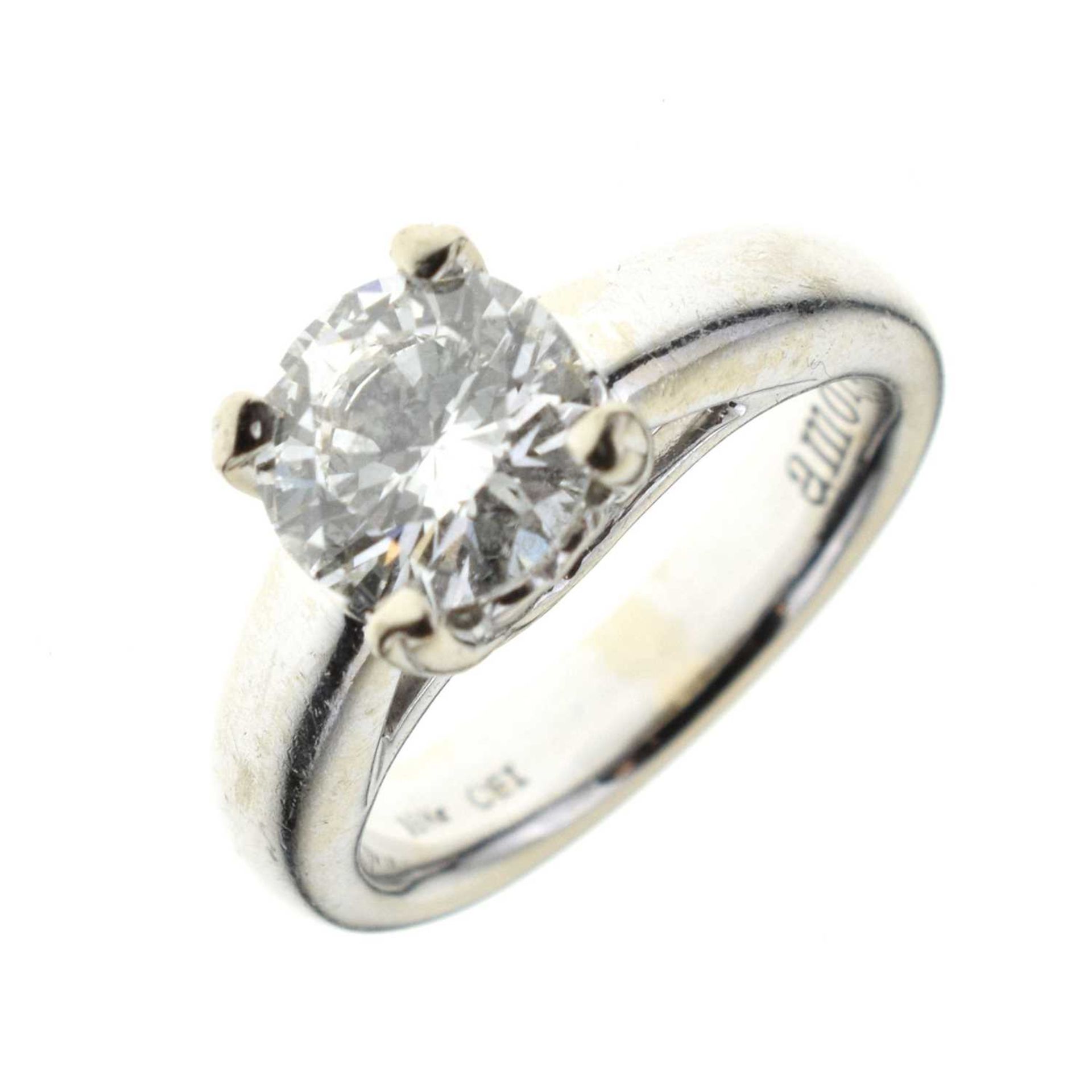 Diamond single stone ring