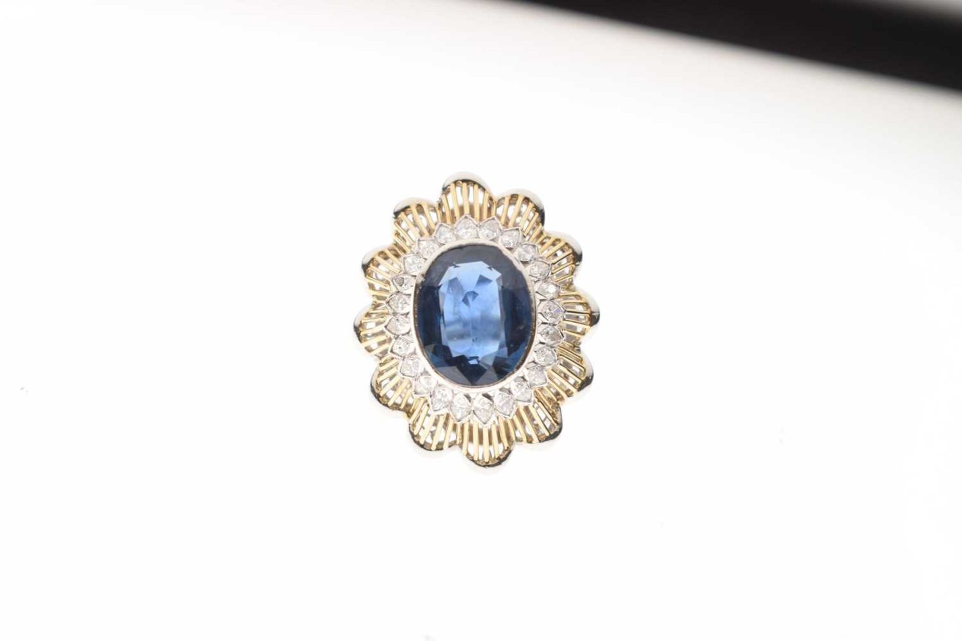 Sapphire and diamond cluster dress ring - Image 9 of 10