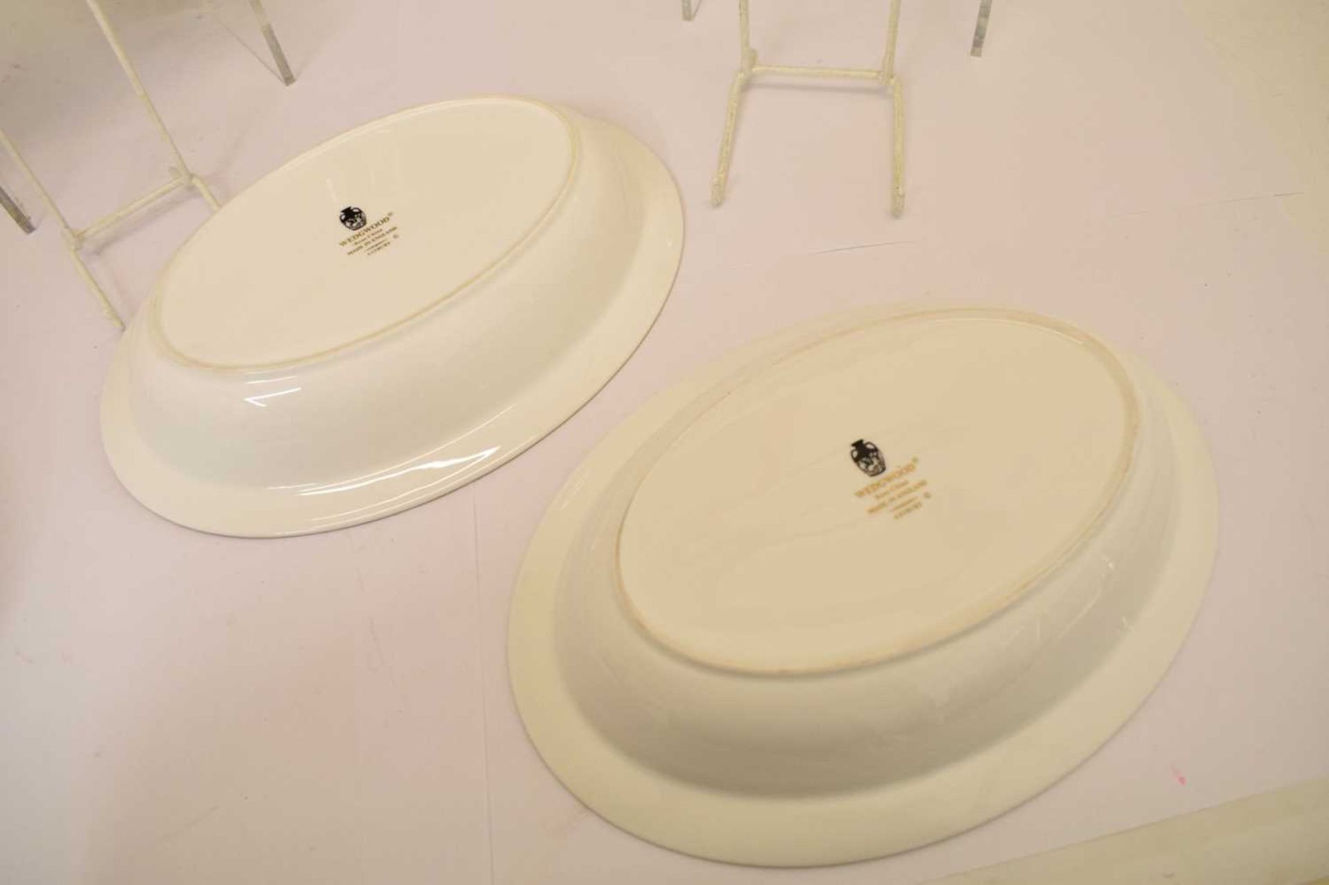 Five Wedgwood ‘Astbury’ pattern oval dishes - Image 6 of 11