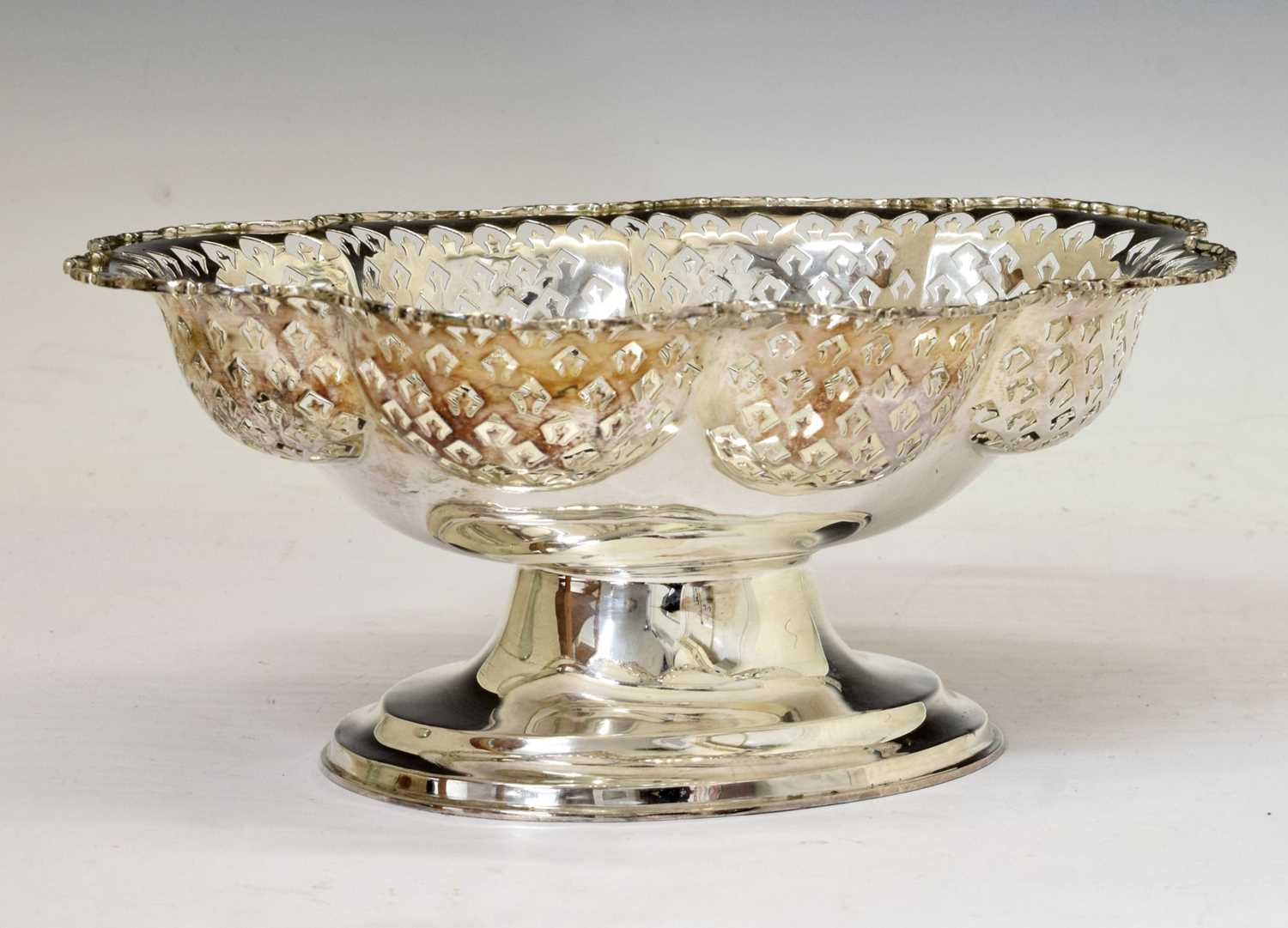 George V silver pedestal bowl or comport