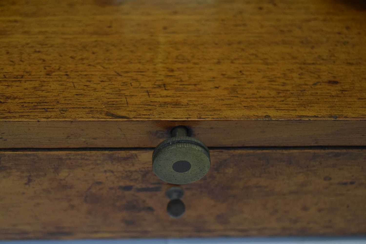 Early 20th century set of mahogany and brass scales and weights - Image 3 of 10