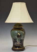 Large chinoiserie table lamp