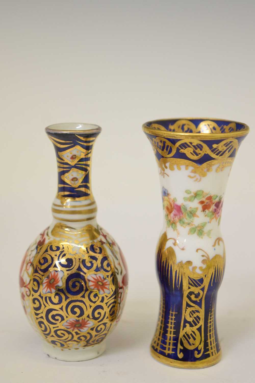 Pair of Royal Crown Derby Imari Witches pattern miniature vases - Image 3 of 16