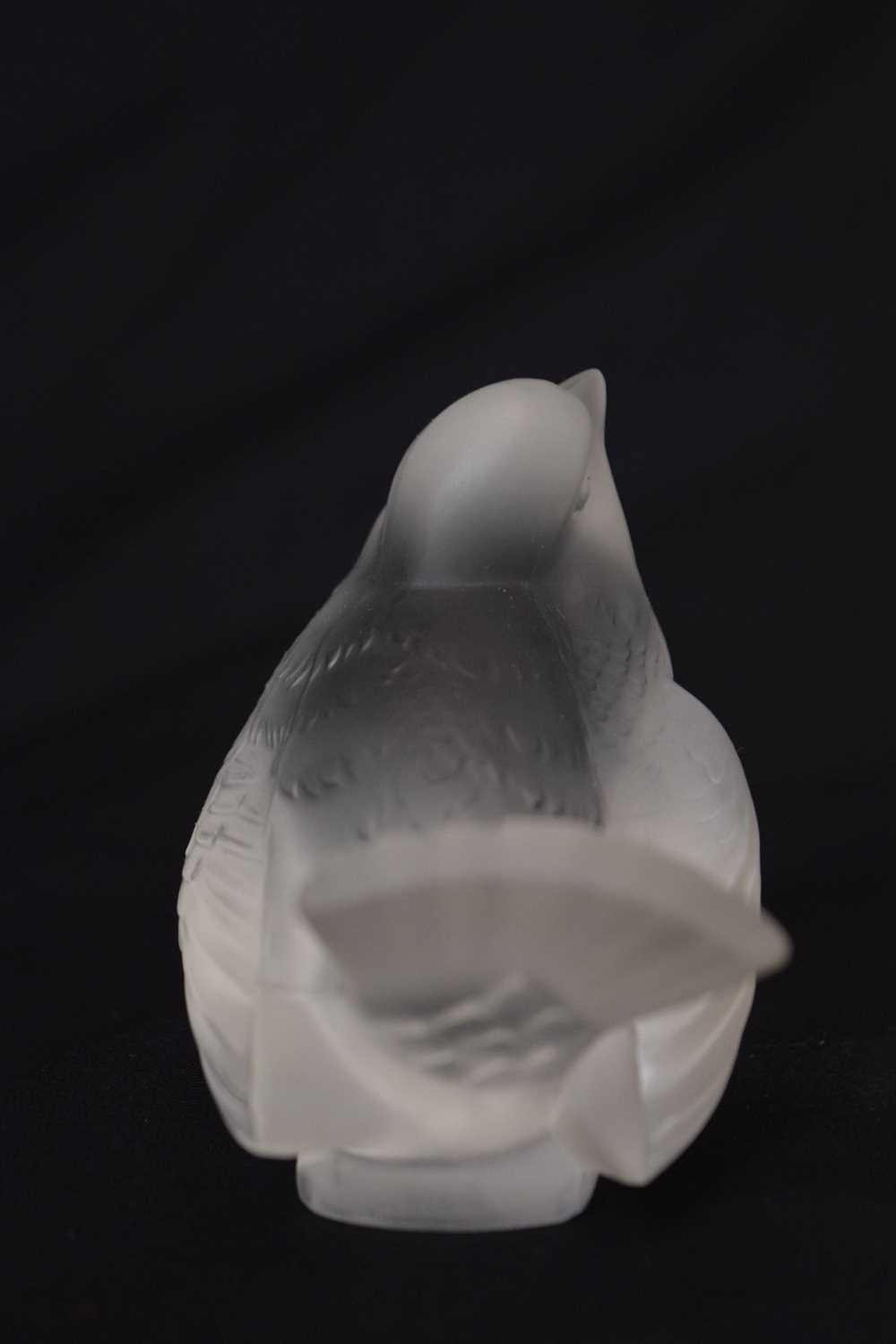 Lalique - Two glass sparrow paperweights - Image 4 of 11