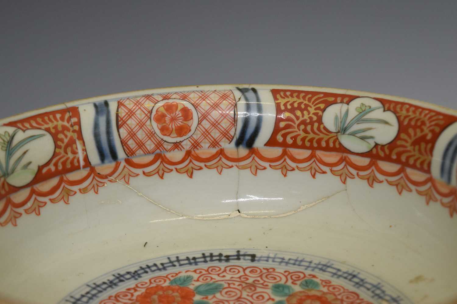 Quantity of Japanese Imari porcelain - Image 14 of 17