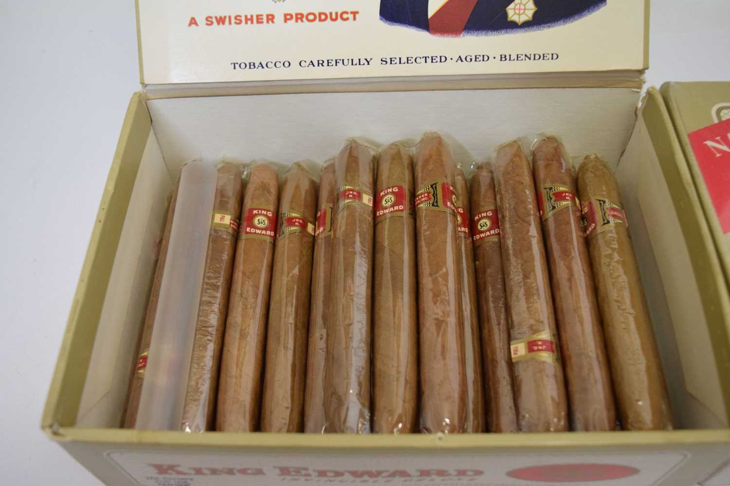 King Edward Invincible DeLuxe Cigars - Image 3 of 5