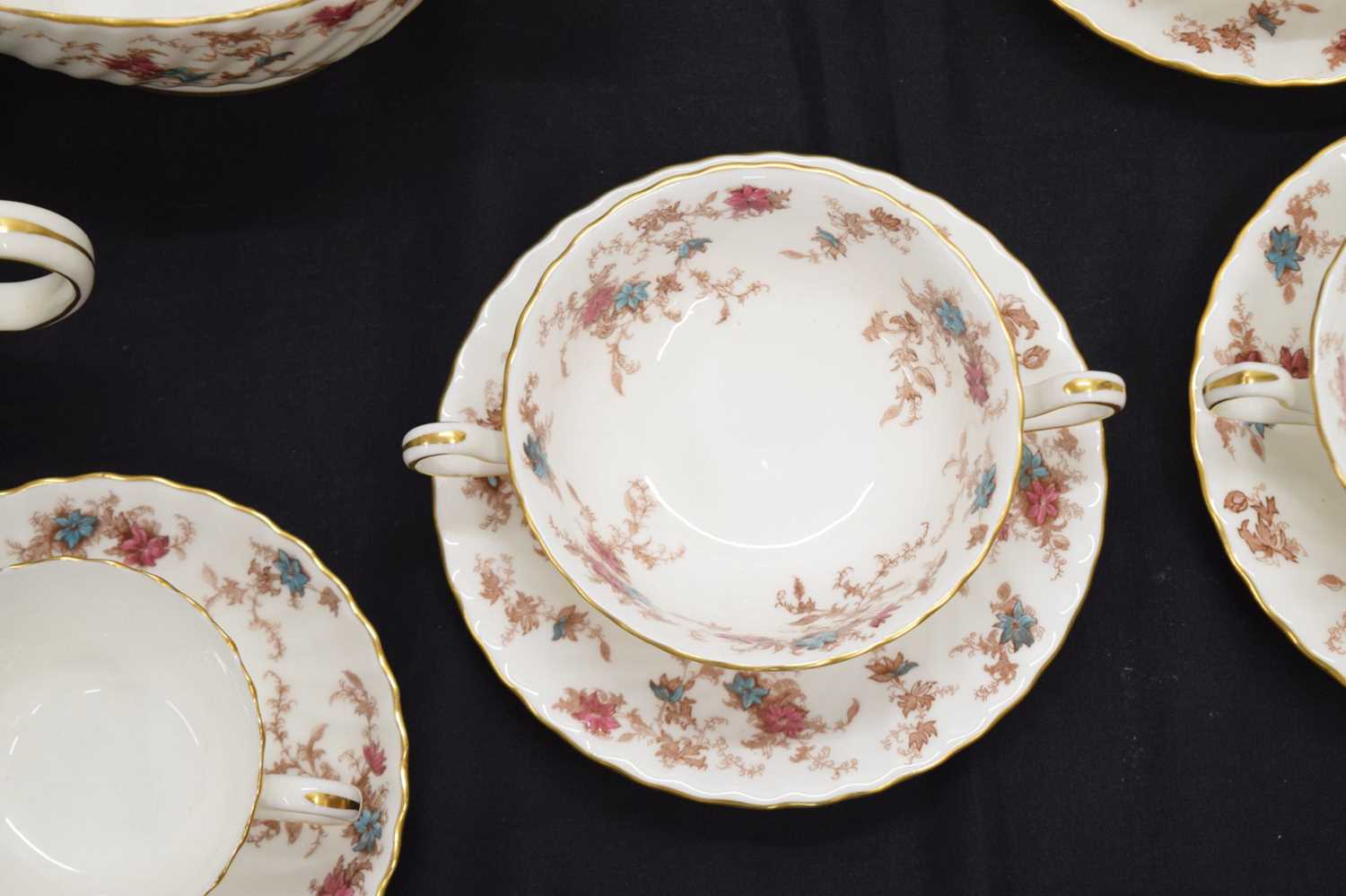 Extensive Minton 'Ancestral' pattern part dinner service - Image 17 of 20