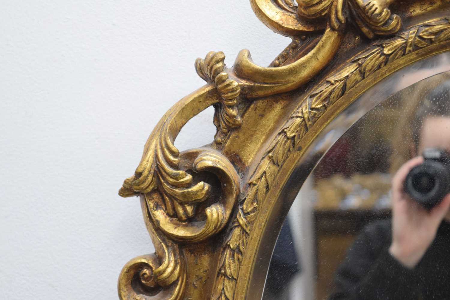 Reproduction giltwood oval wall mirror - Image 4 of 8