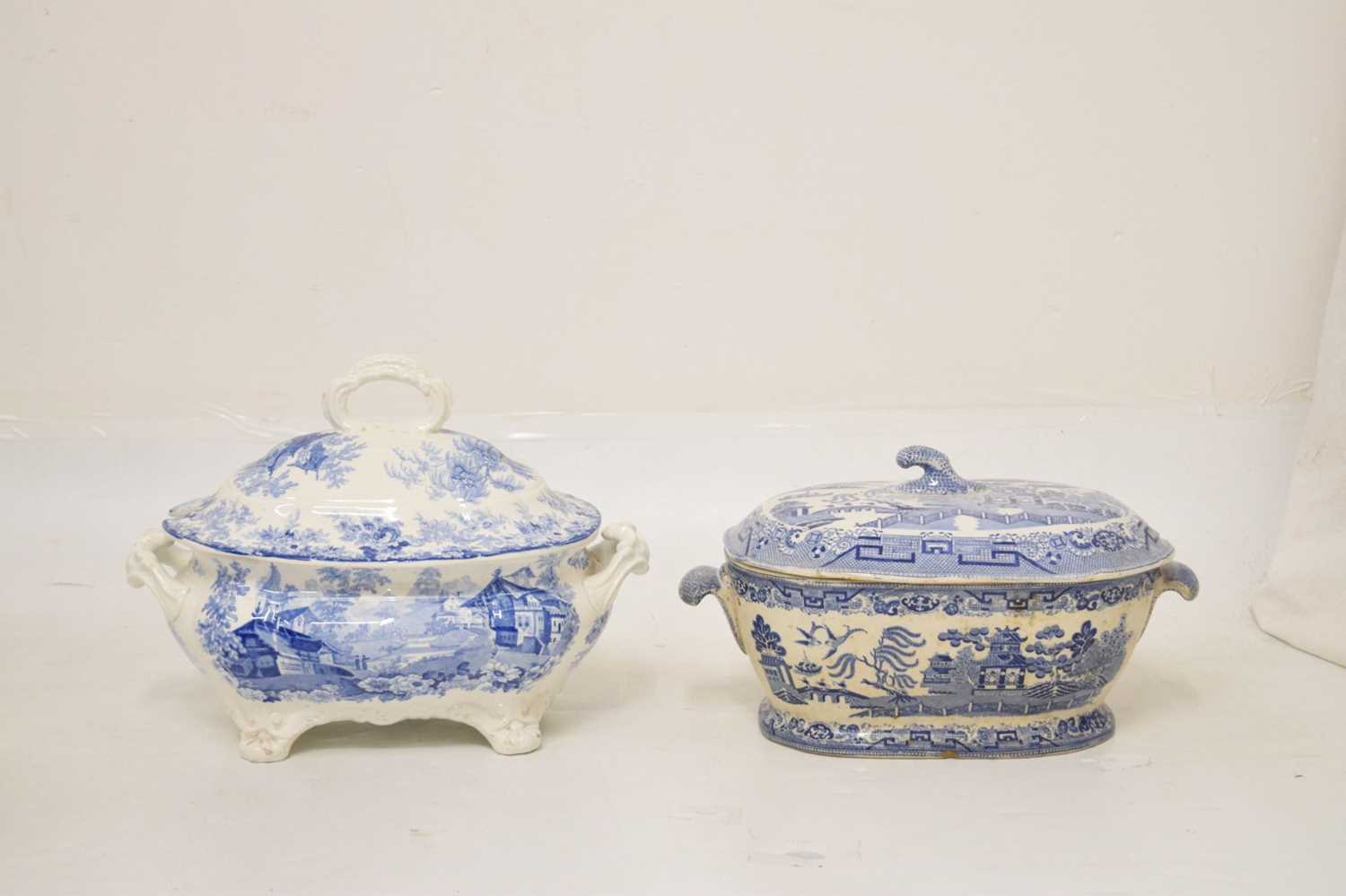 Collection of 19th century and later blue and white ceramics - Image 5 of 12