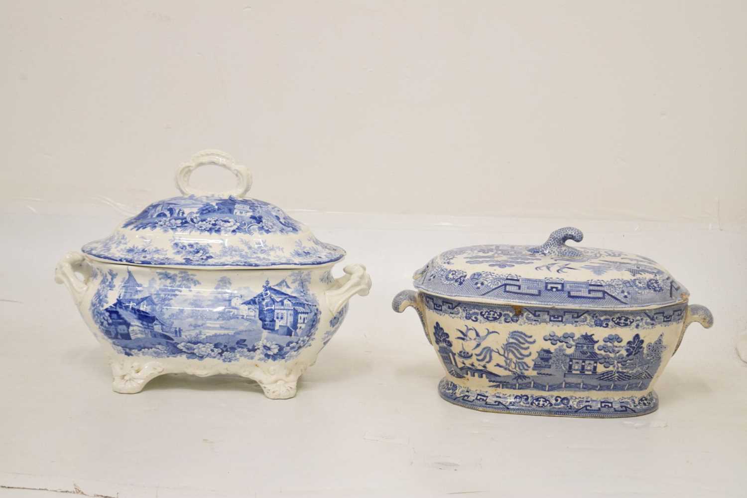 Collection of 19th century and later blue and white ceramics - Image 4 of 12