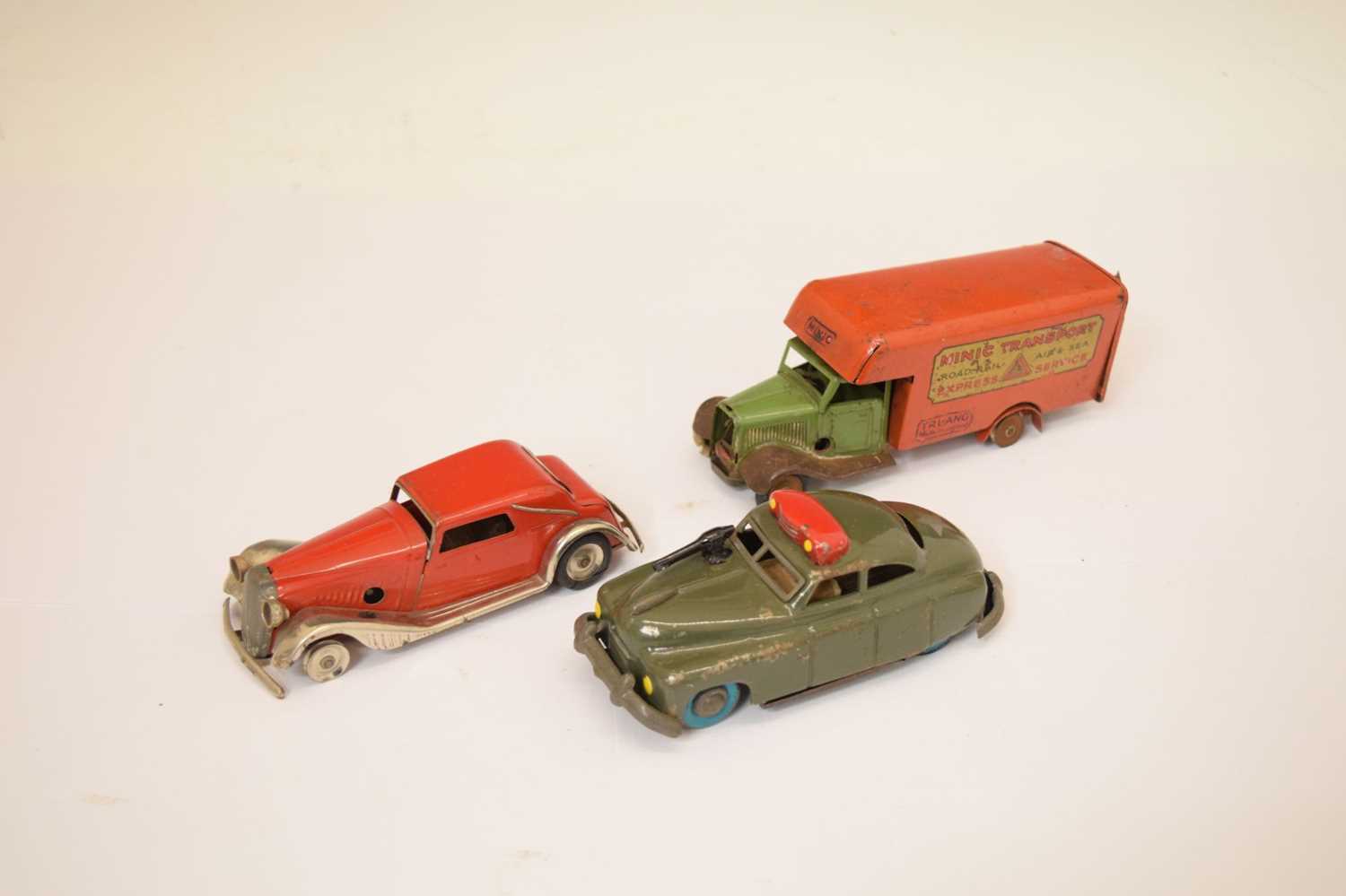 Two Triang Minic tinplate clockwork vehicles and a Japanese tinplate car - Image 2 of 9