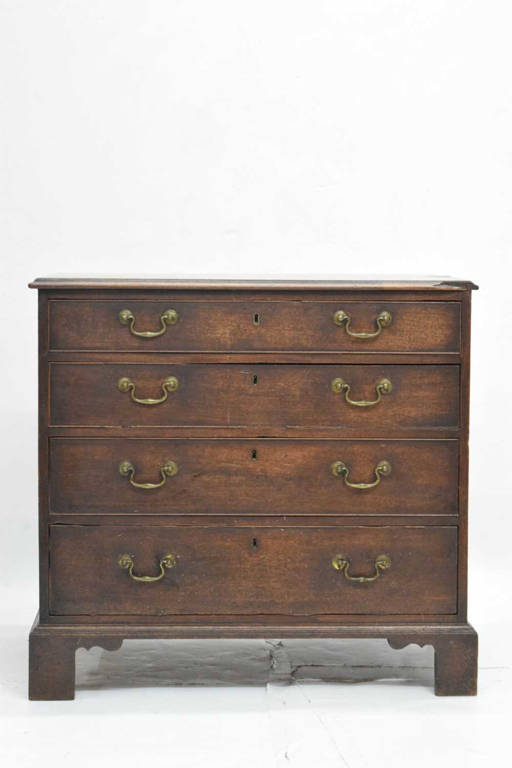 George III mahogany chest of drawers - Image 2 of 11