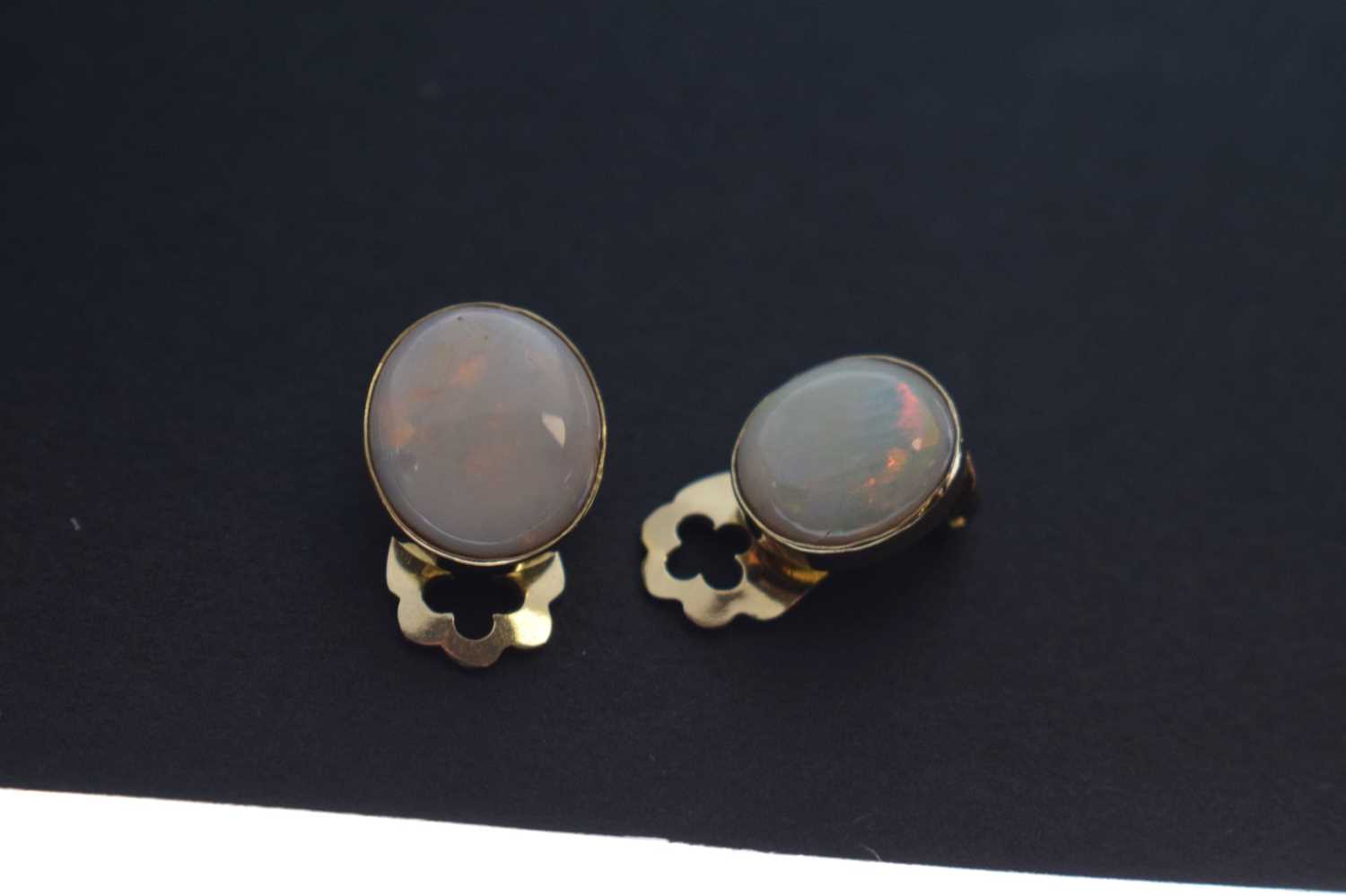 Small group of modernist opal jewellery - Image 9 of 12