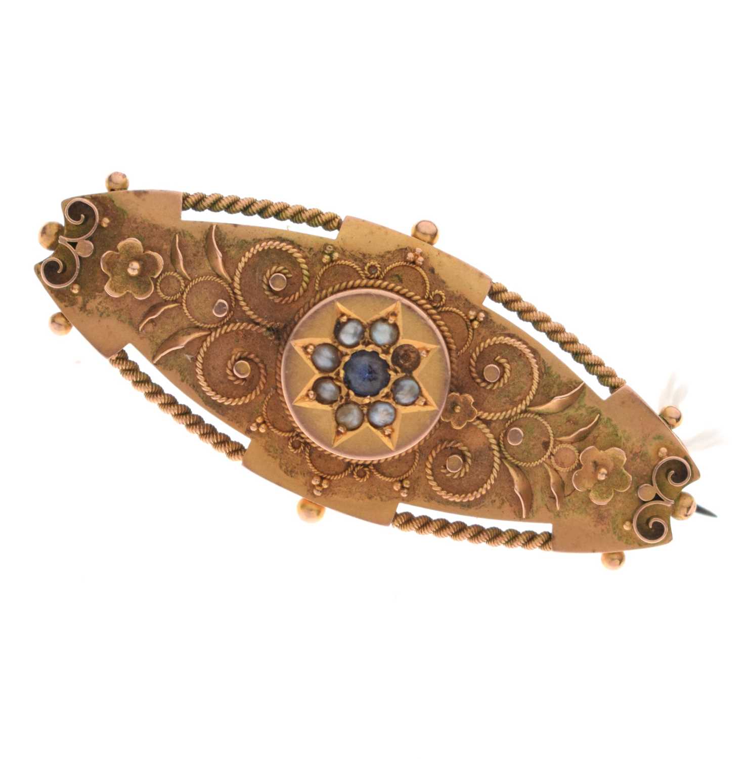 Edwardian 9ct gold and seed pearl brooch