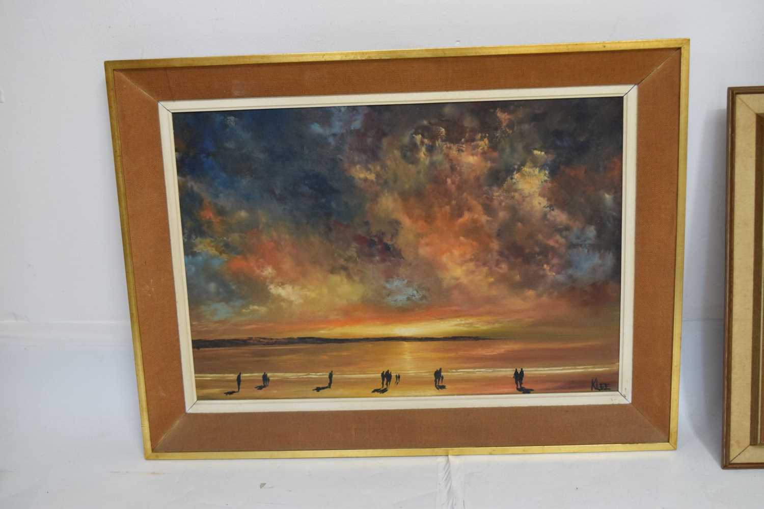 Raymond Klee, (1925-2013) - oil on board - Coastal scene with figures at sunset - Image 9 of 9