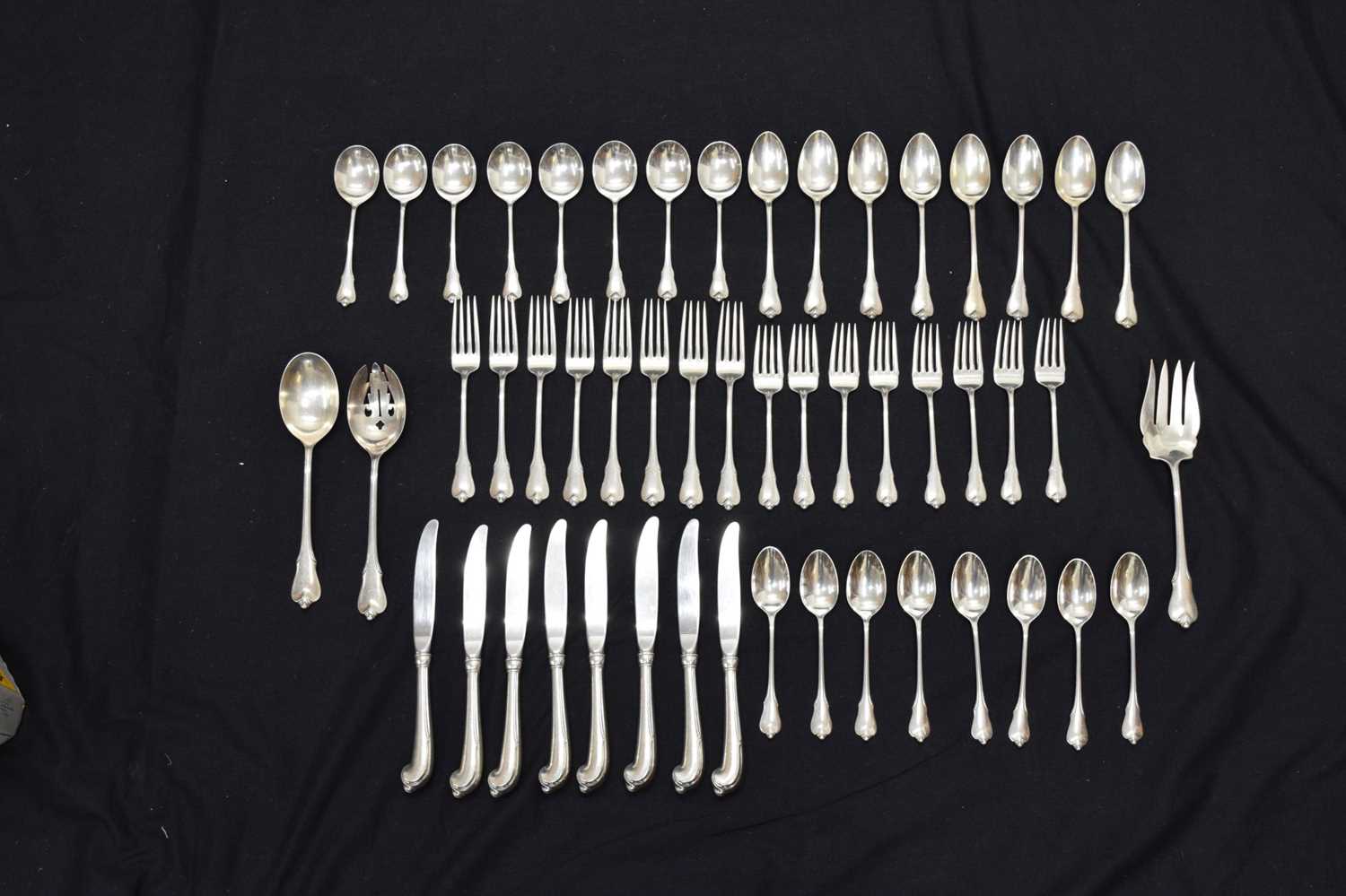 Canteen of Wallace Sterling flatware - Image 3 of 14