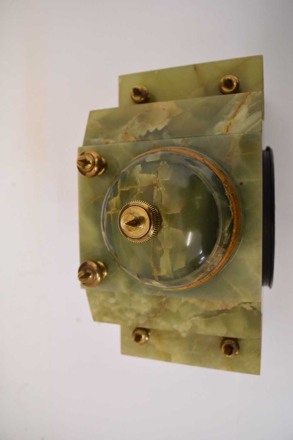 Late 19th century French green onyx architectural mantel clock - Bild 8 aus 8