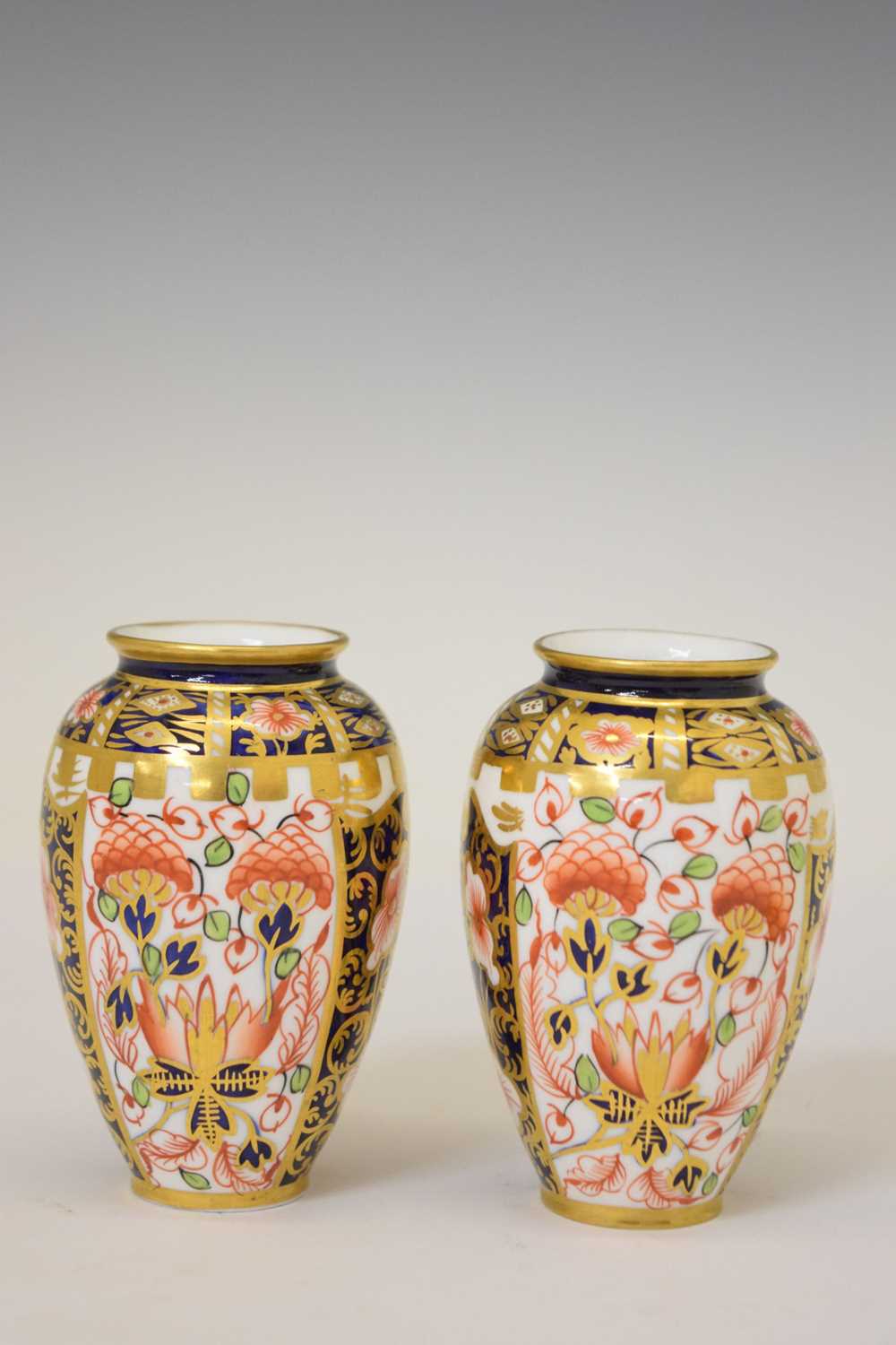 Pair of Royal Crown Derby Imari Witches pattern miniature vases - Image 12 of 16