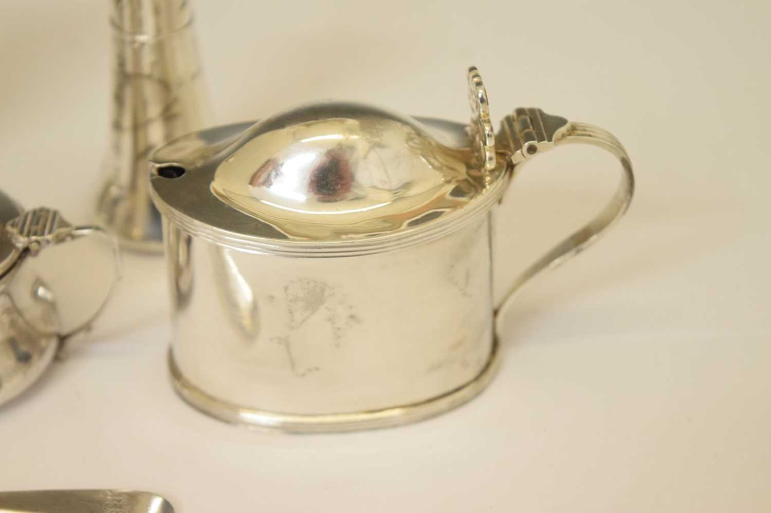 George V silver twin-handled salt, and a quantity of silver cruets - Image 3 of 12