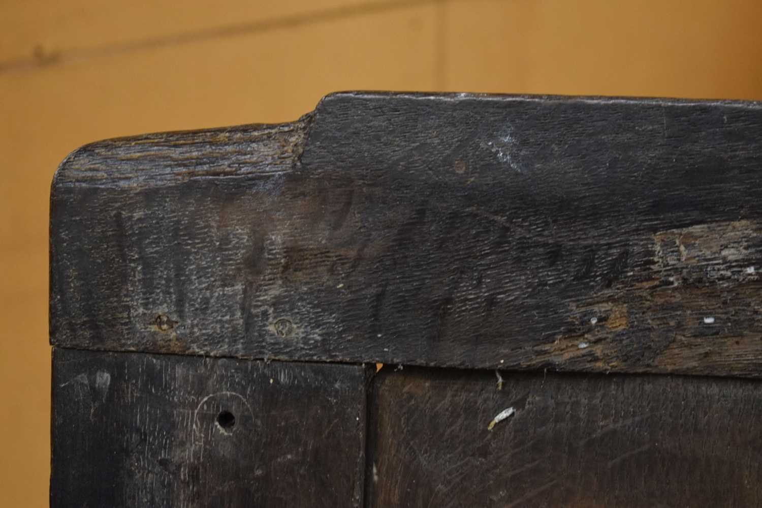 17th century oak coffer or bedding chest - Image 12 of 18