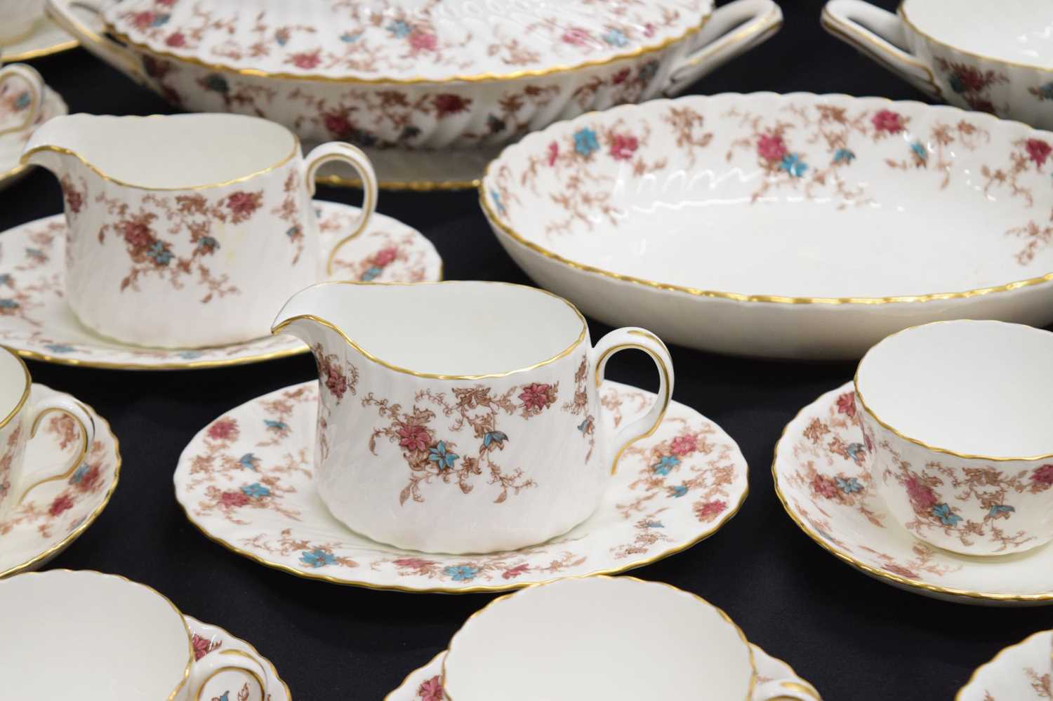 Extensive Minton 'Ancestral' pattern part dinner service - Image 4 of 20