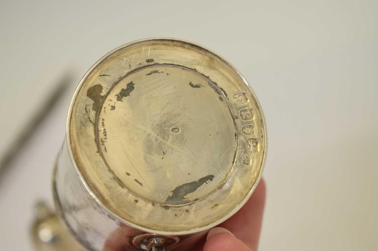 George III silver drum mustard pot, George VI silver pepperette, etc - Image 7 of 9