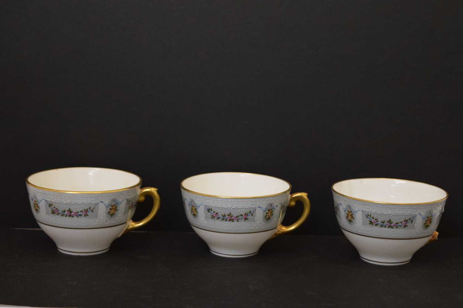 Coalport part tea set, having floral swag decoration - Image 17 of 17