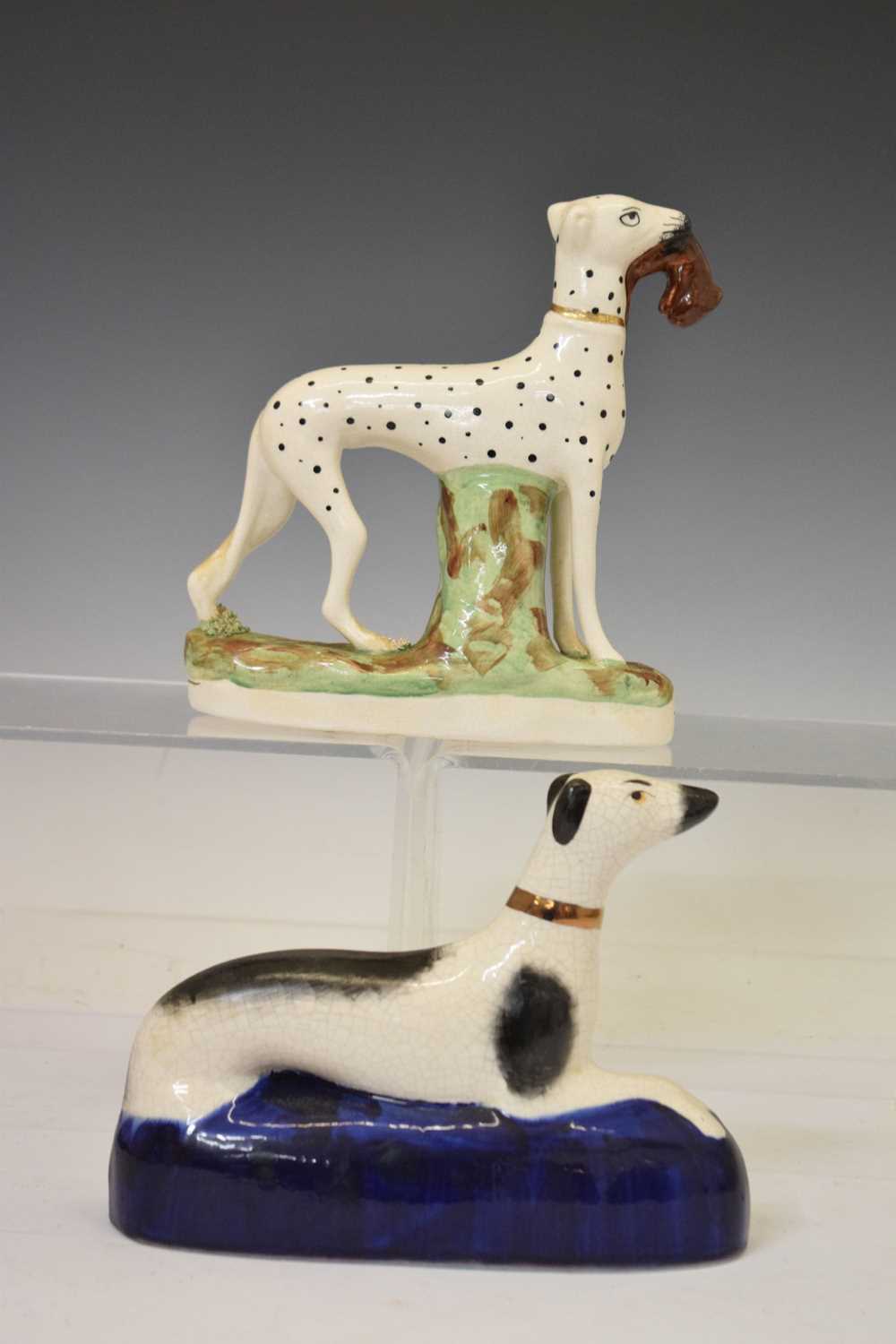 Group of assorted Staffordshire and Staffordshire-style dogs - Image 8 of 13