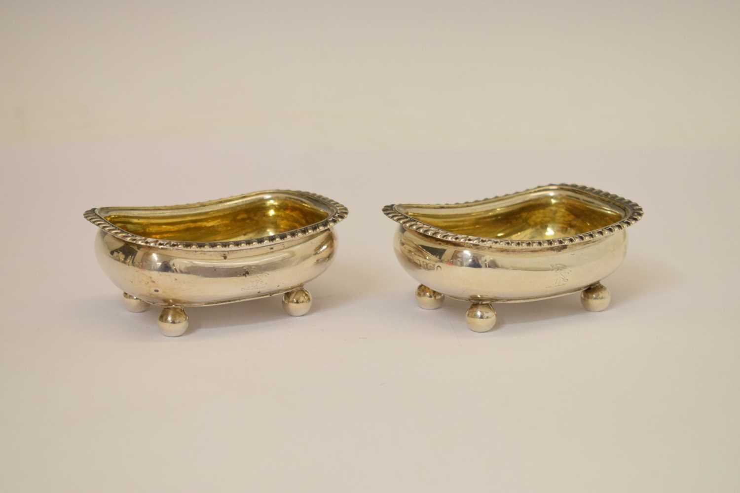 Pair of silver Georgian salts - Image 2 of 6