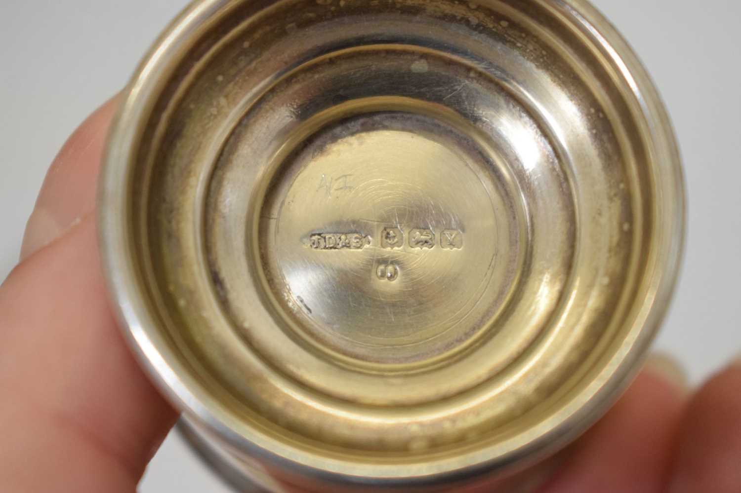 George III silver drum mustard pot, George VI silver pepperette, etc - Bild 8 aus 9