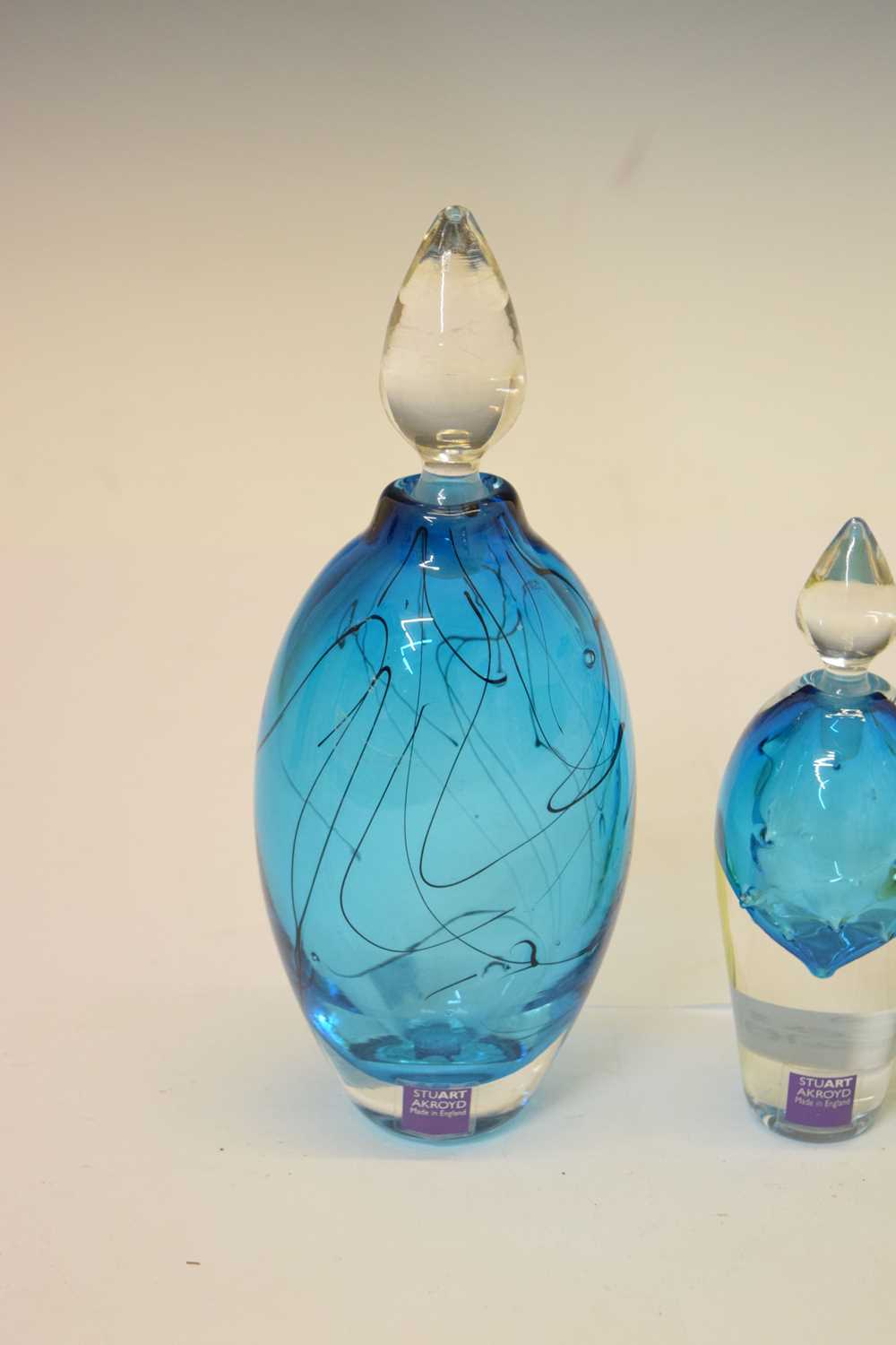 Stuart Akroyd - Studio glass - Four scent bottles - Image 3 of 14