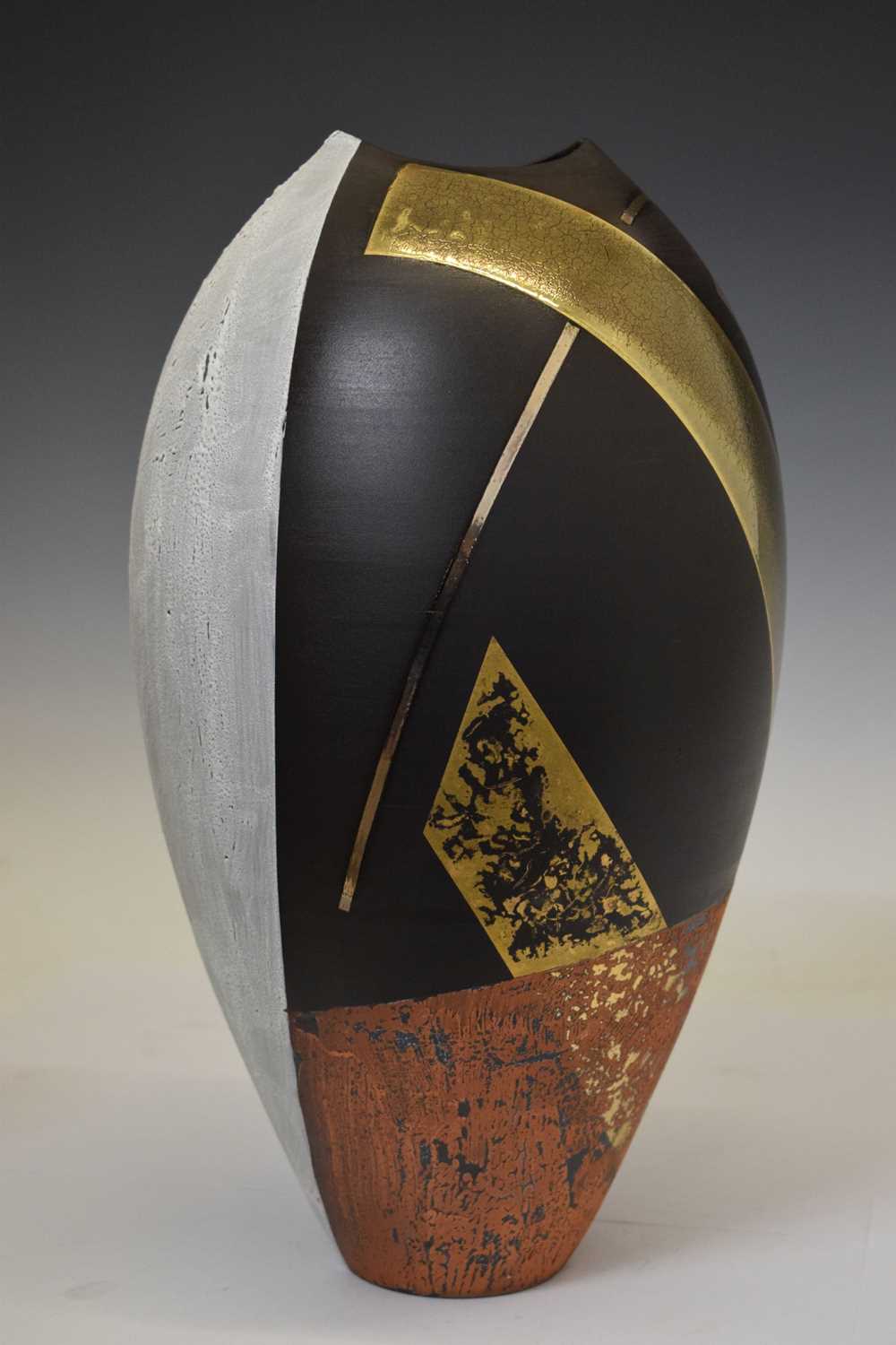 Tony Laverick - Studio pottery vase - Image 5 of 9