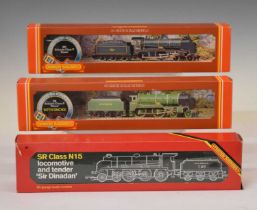 Hornby - Three boxed 00 gauge railway trainset locomotives with tenders