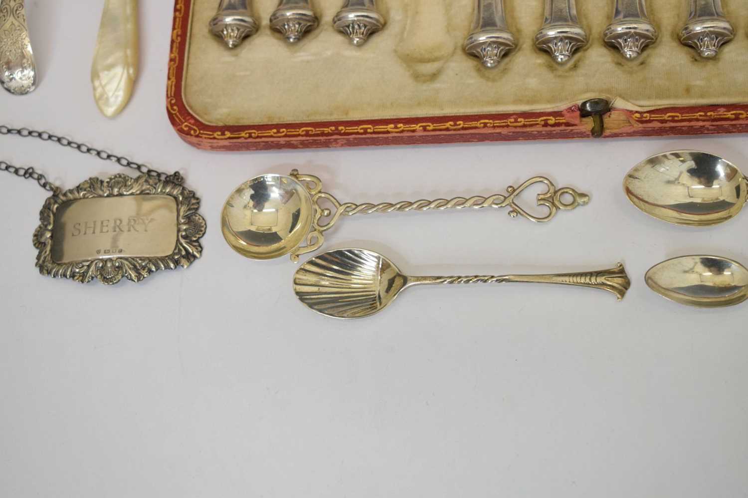 Victorian silver butter dish, cased set of George V silver handled fruit knives and forks, etc - Image 15 of 22