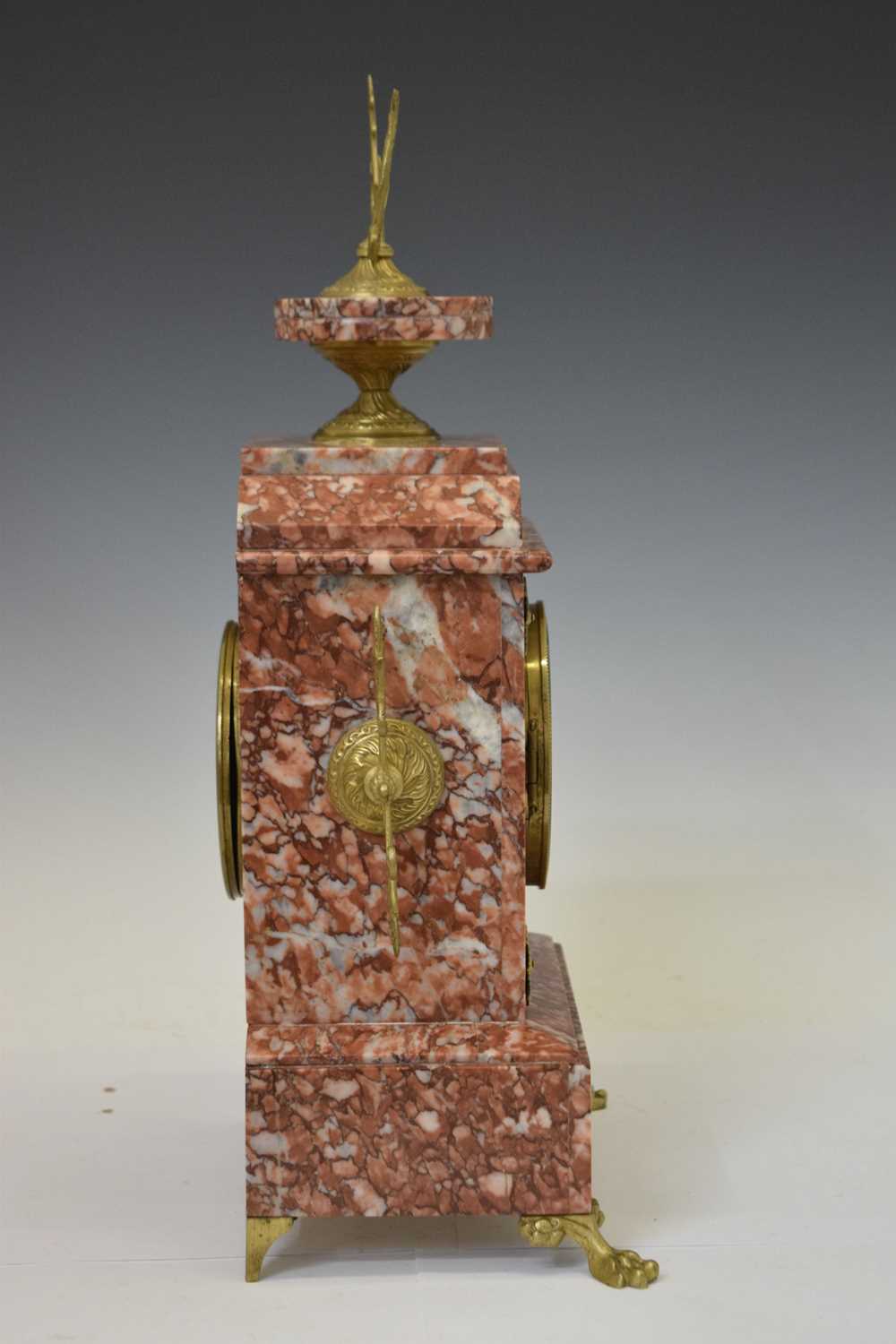 Late 19th century rouge marble mantel clock - Image 4 of 8