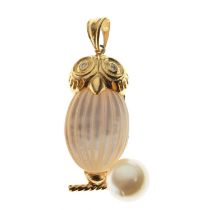 Unusual yellow metal (K18), diamond and pearl owl pendant