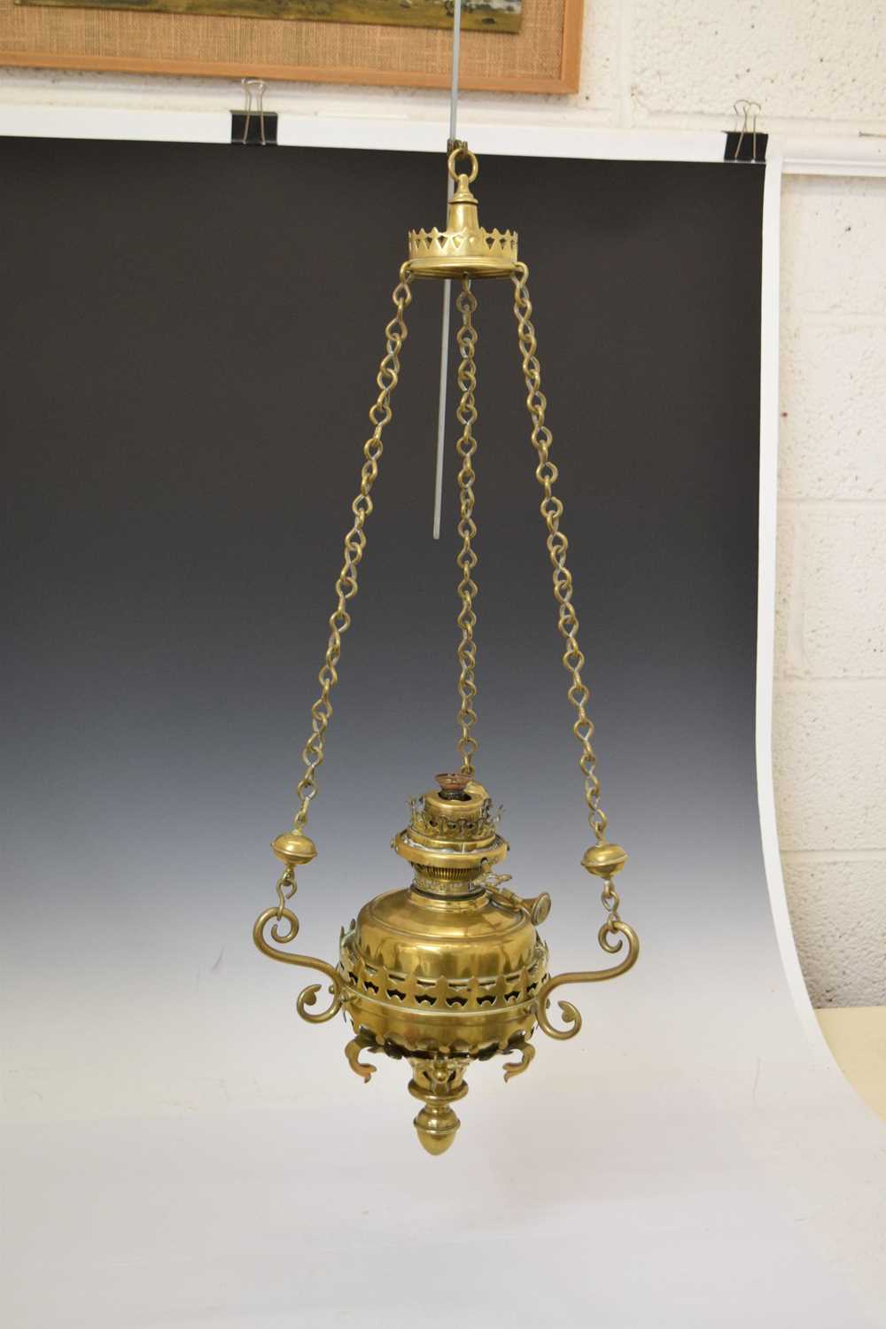 Early 20th century brass ecclesiastical light fitting - Image 3 of 13