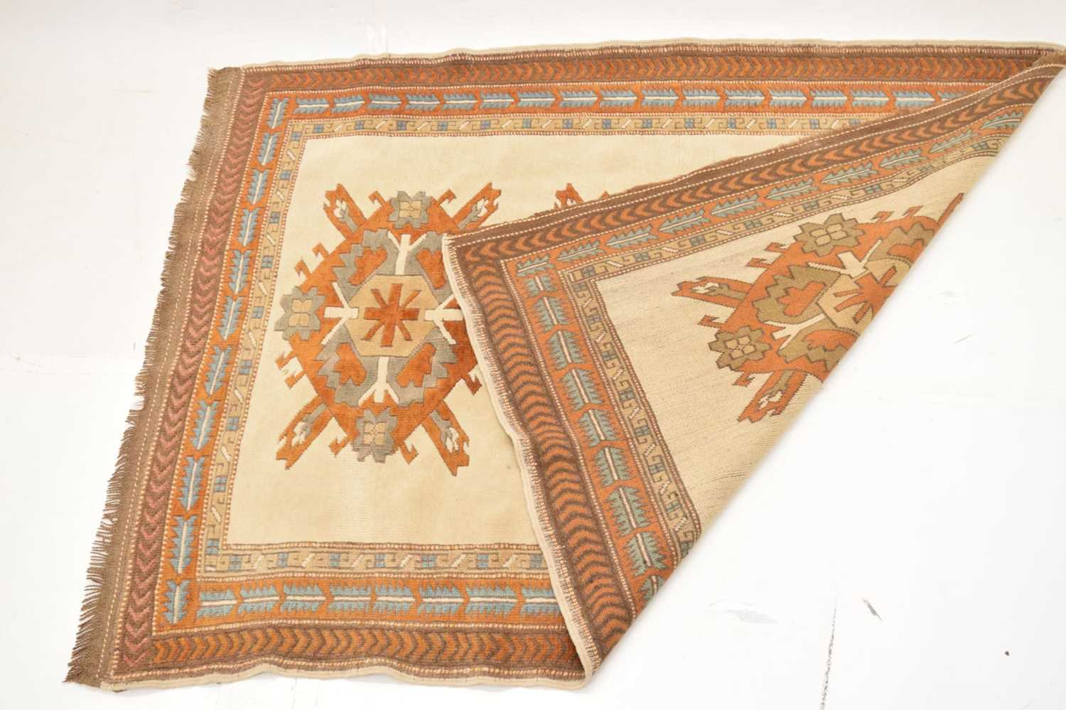 Turkish milas rug - Image 6 of 7