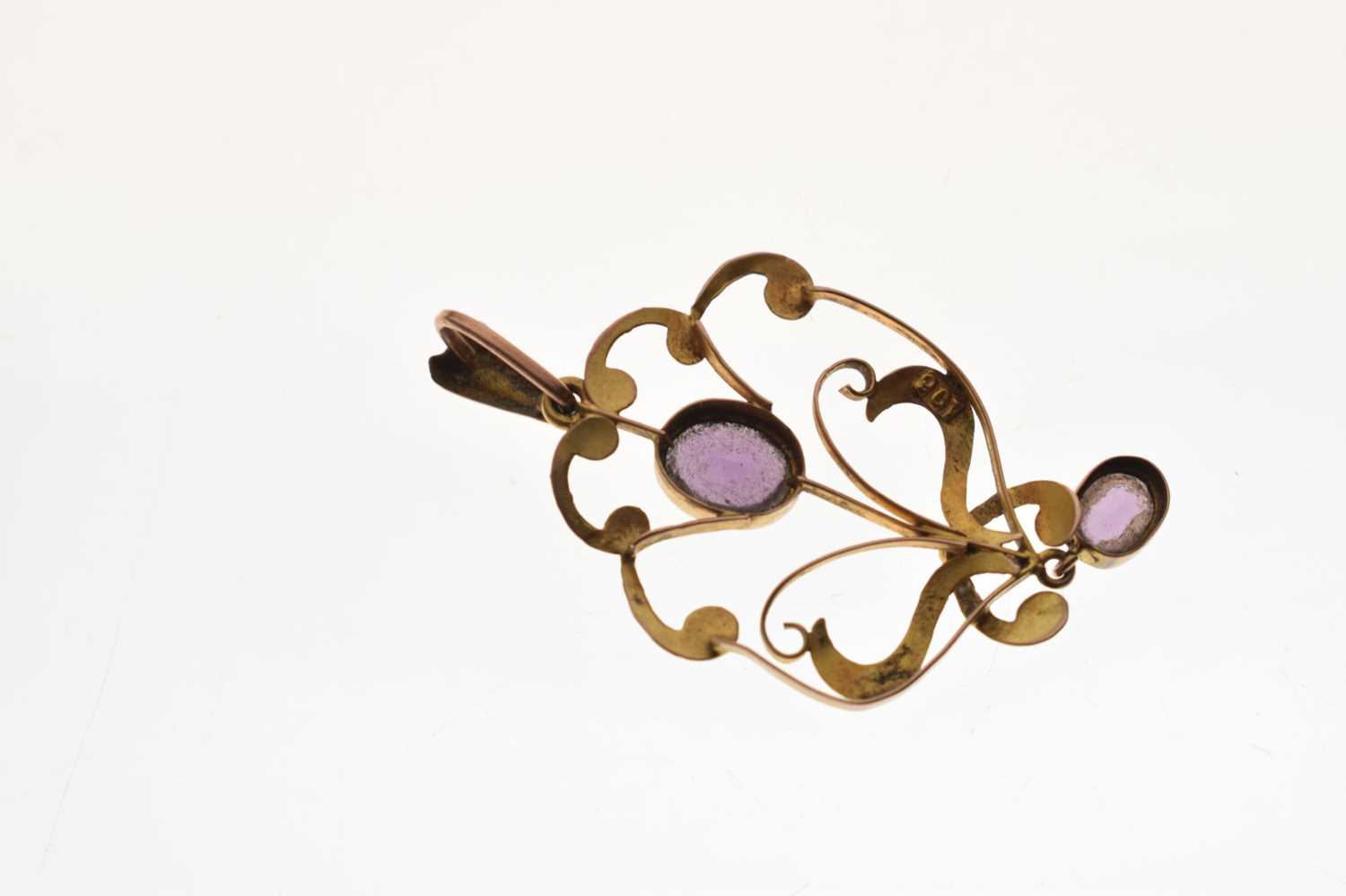 Art Nouveau yellow metal (9c) brooch and pendant - Image 3 of 6