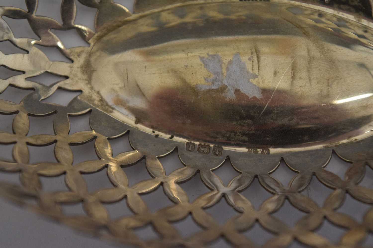 George V silver pierced bowl, and two silver condiments with blue glass liners - Image 8 of 8