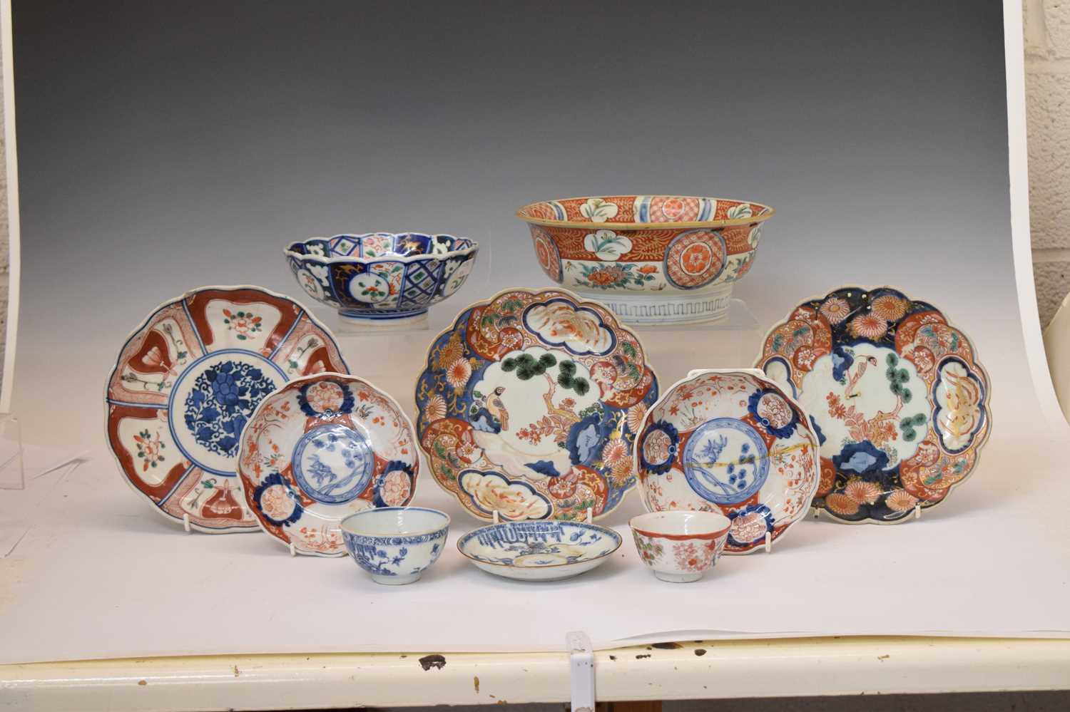 Quantity of Japanese Imari porcelain - Image 10 of 17