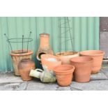 Quantity of terracotta garden planters, etc.