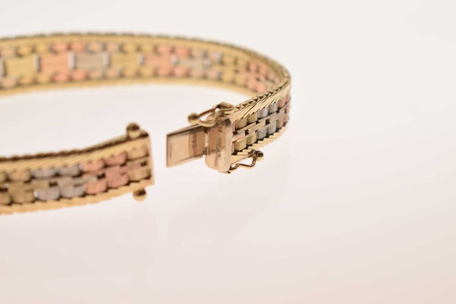 9ct three-colour gold bracelet - Image 5 of 7